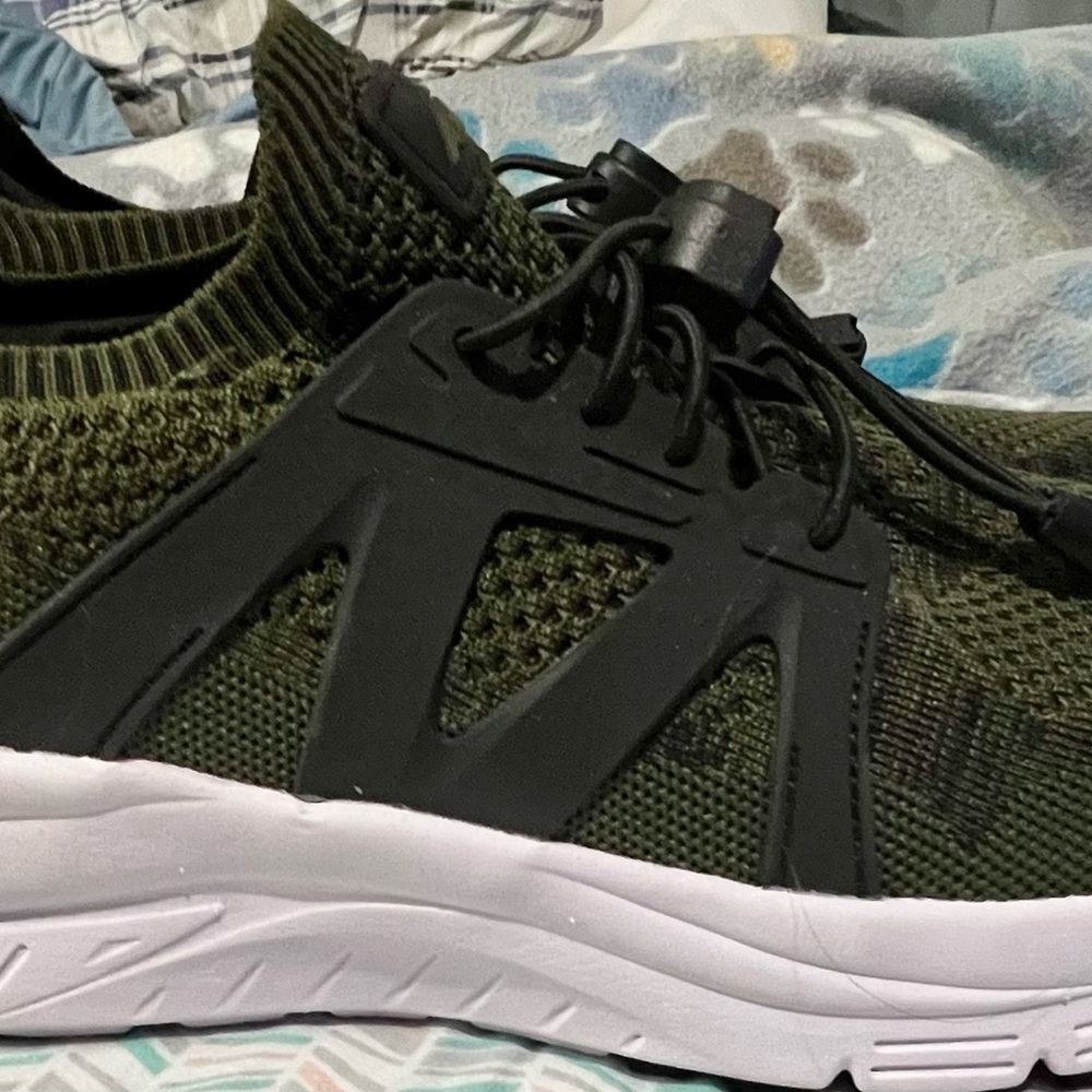 Avia Men's Olive and Black Athletic Shoes